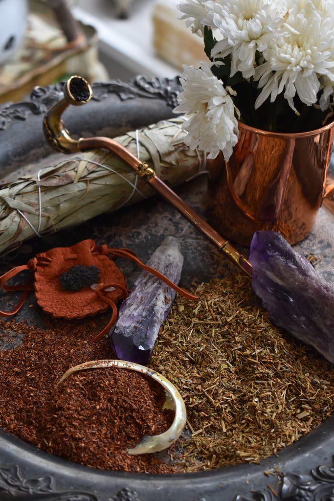 Must Have Herbs, Crystals, and Other Elements for Aquarius Season