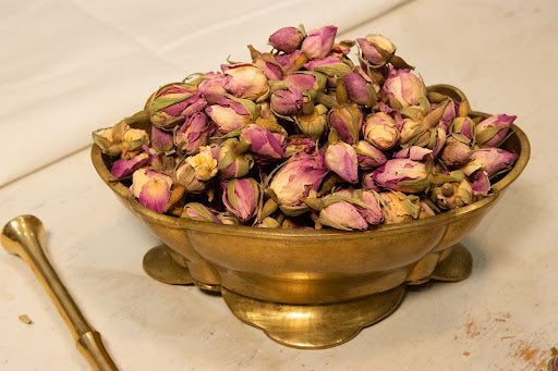 Organic Pink Rose Buds (Rosa damascena)