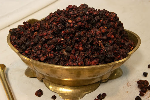 Organic Schizandra Berry (Schisandra chinensis)